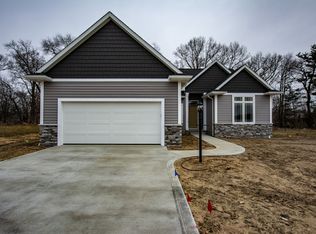 2412 Timberstone Dr, Elkhart, IN 46514