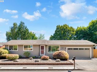 15904 NE Russell St, Portland, OR