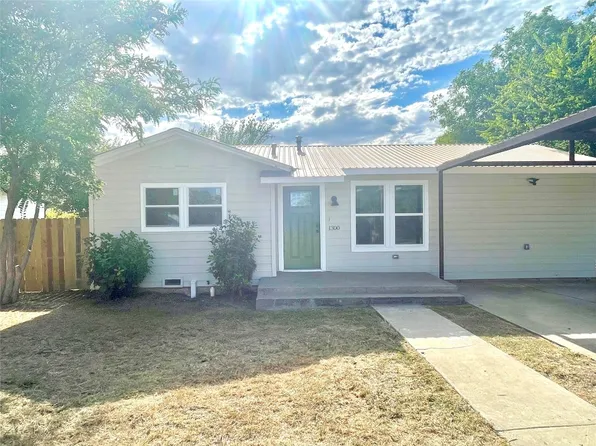 1300 5th Ave, Coleman, TX 76834