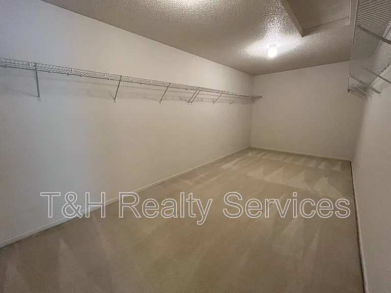 6146 Big Stone Dr — Photo 20