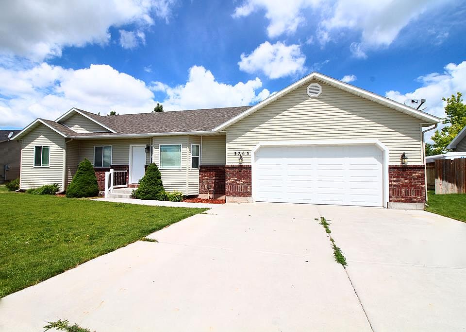 1st image of 3765 E Magenta Dr