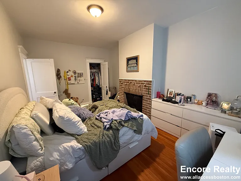 175 Harvard St #12A — Photo 6