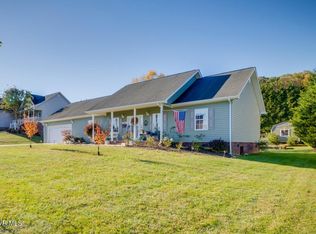 160 Sunnyfield Dr, Blountville, TN 37617