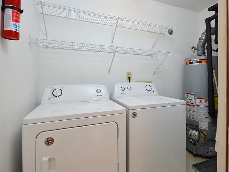 425 Summerwalk Cir — Photo 23