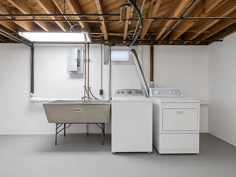 Putney Townhomes — Photo 18