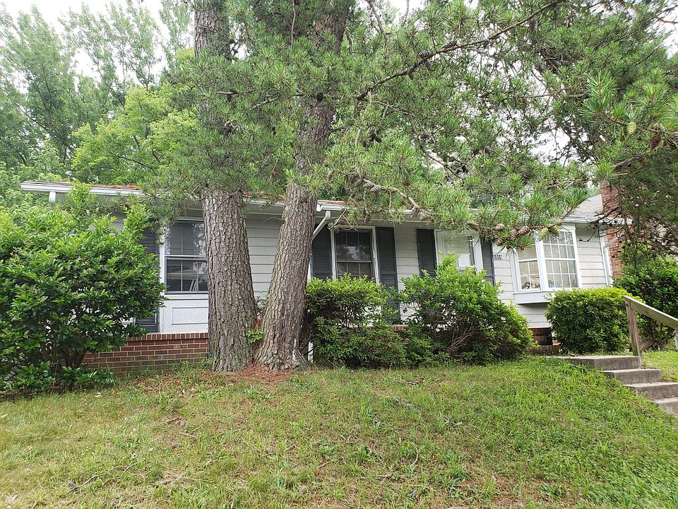 2nd image of 1019 Judson Rd