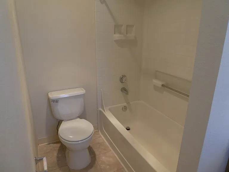 7123 SW Sagert St #104 — Photo 22