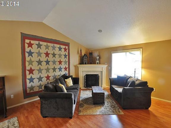 5th image of 5703 NE 52nd Ct