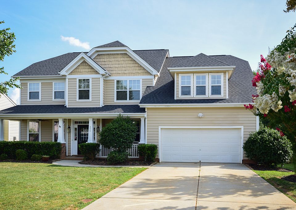 1st image of 806 Pinkney Pl