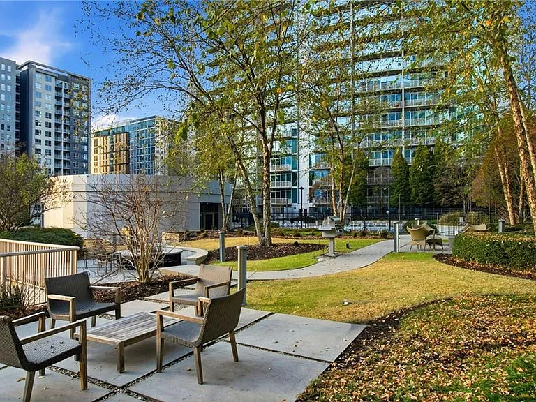 44 Peachtree Pl NW #424 — Photo 27