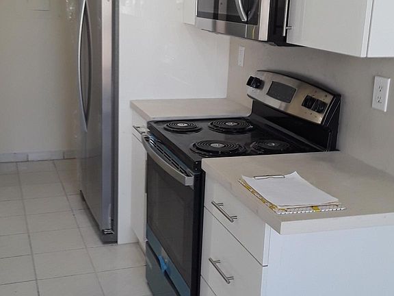 3rd image of 290 174th St APT 1017