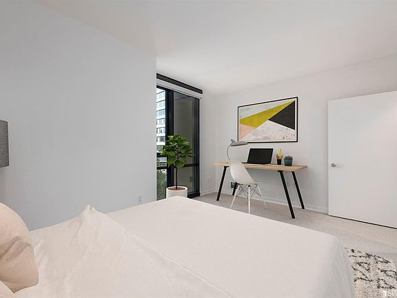 5th image of 250 King St Unit 648