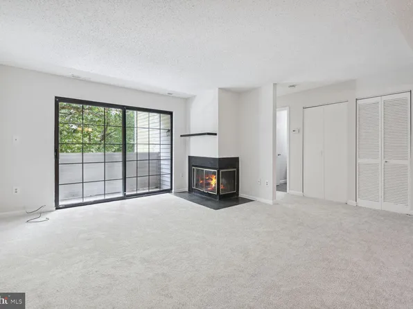 1645 Carriage House Ter APT B, Silver Spring, MD 20904