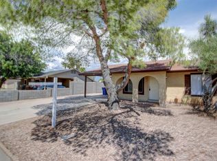 2905 N Pennington Dr, Chandler, AZ 85224