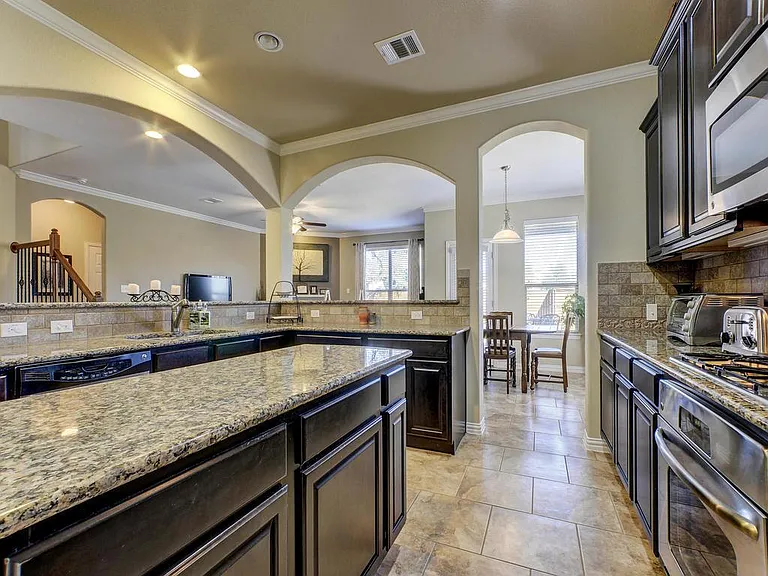 701 Rolling Brook Ln — Photo 14