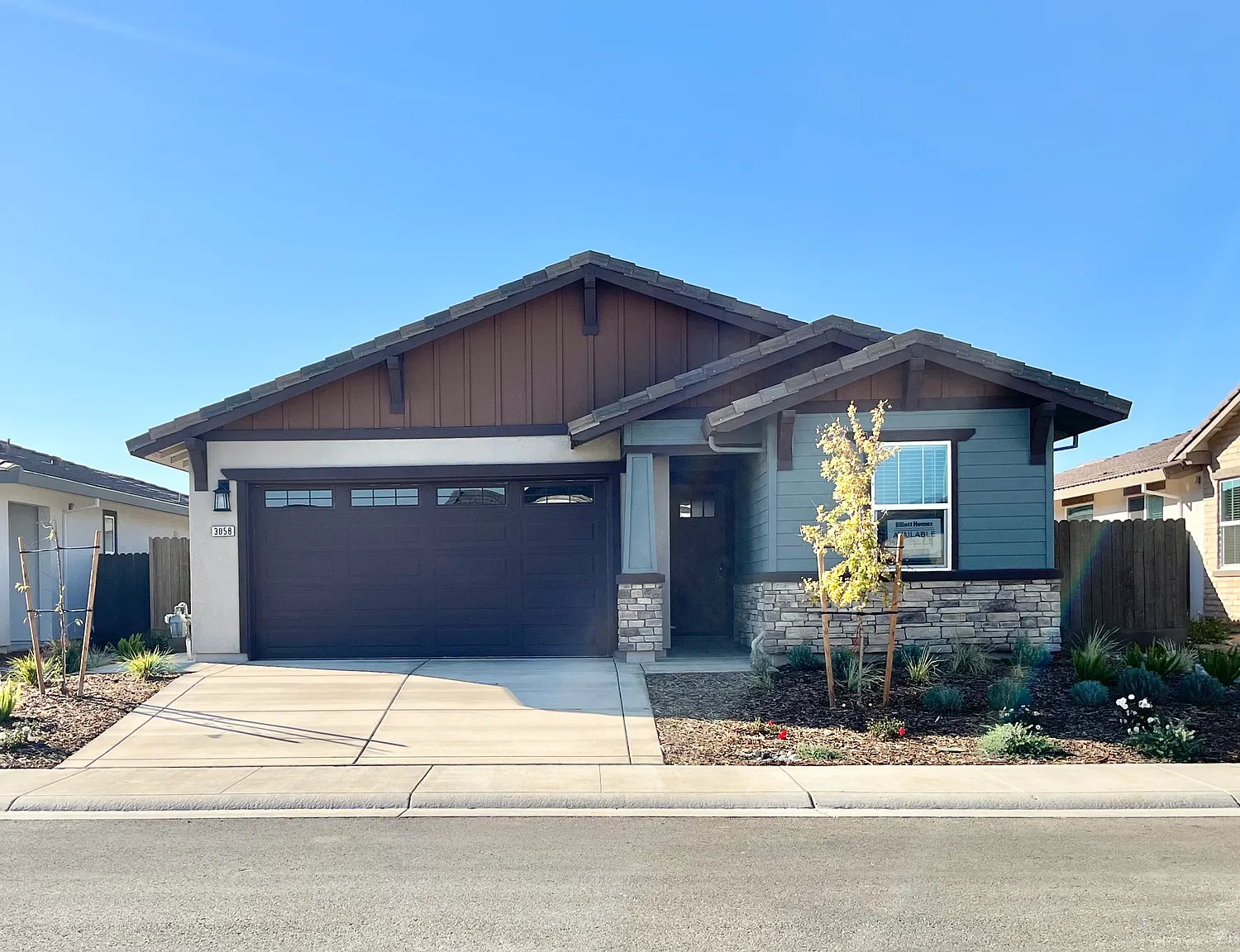 3058 Banano Way photo 1