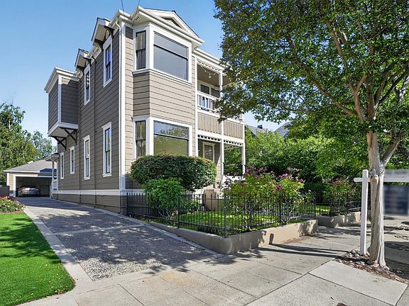 2nd image of 121 Edelen Avenue