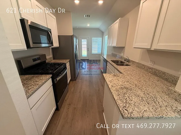 621 Cherish Day Dr — Photo 3