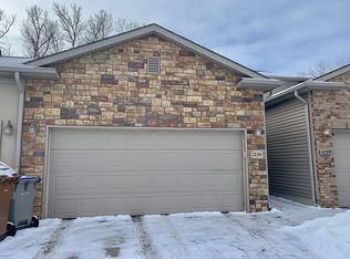 1239 Turtle Creek Rd, Lincoln, NE 68521