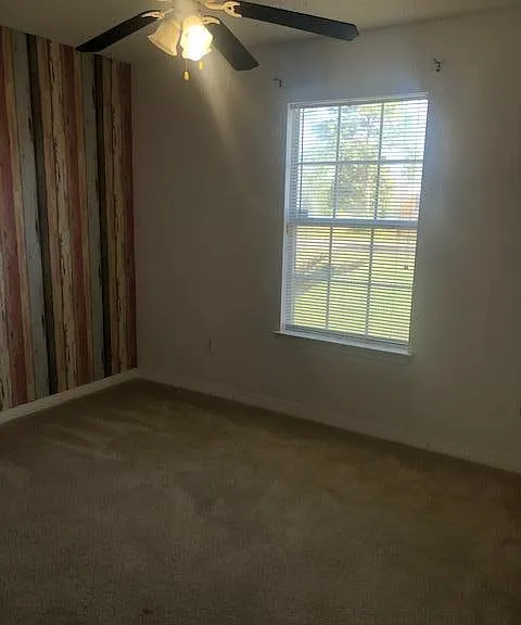 9317 E River Dr — Photo 11