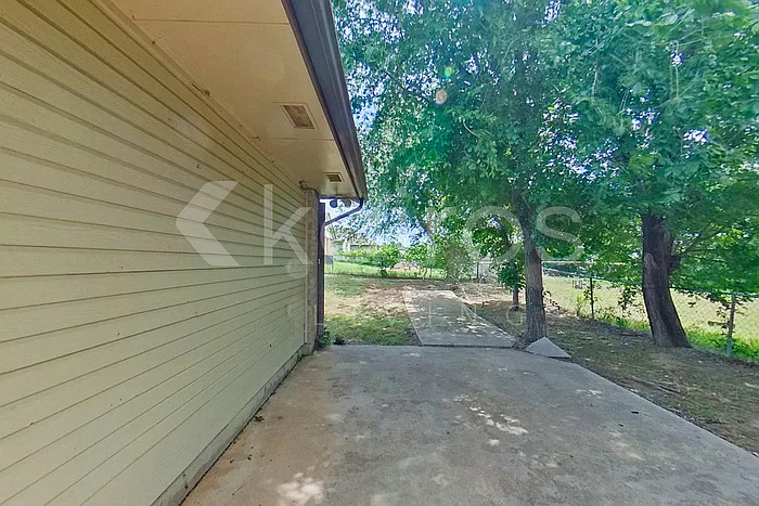 2010 Creekridge Dr — Photo 18
