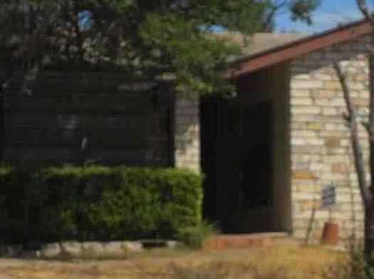 3rd image of 6107 La Mesa St