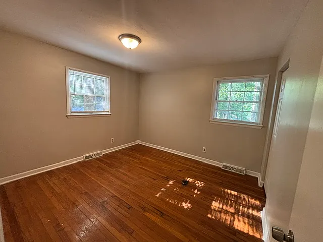 3907 Raintree Dr — Photo 9