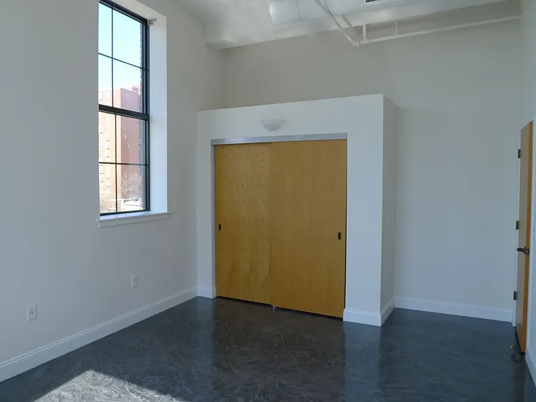 Garfield Lofts — Photo 13