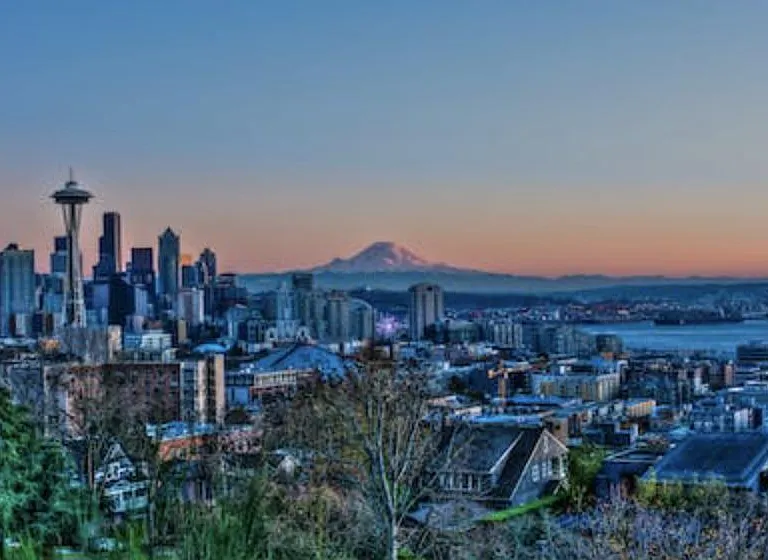 Iconic skyline view from Kerry park - 8 blocks away