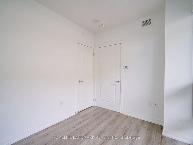 395 Bloor St E #2302 — Photo 28
