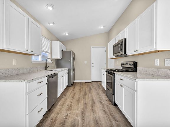 4th image of 4641 S Cactus Hills Dr