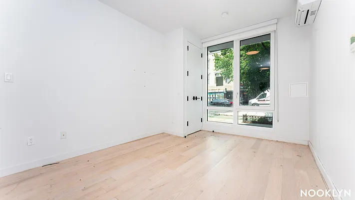 Rented by Nooklyn NYC LLC | media 16