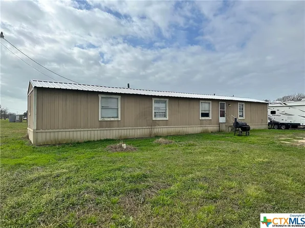 245 County Road 314, Pt Lavaca, TX 77979
