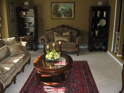 2nd image of 122 Charles St