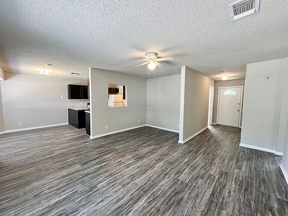 4th image of 1211 Churing Dr