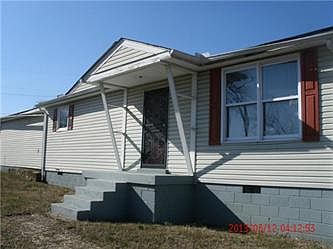 1st image of 3317 Parkway Dr