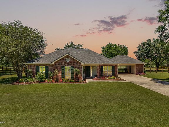 2nd image of 410 Copperfield Way