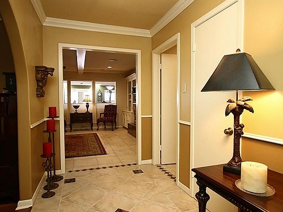 5th image of 7626 Twin Hills Dr