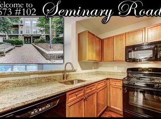 5573 Seminary Rd APT 102, Falls Church, VA 22041