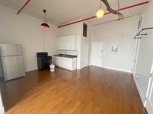 Rented by Deegan Management I Co., LLC | media 14