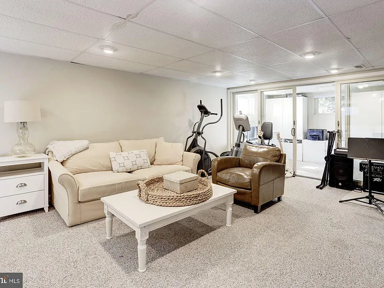 6408 Tisdale Ter — Photo 16