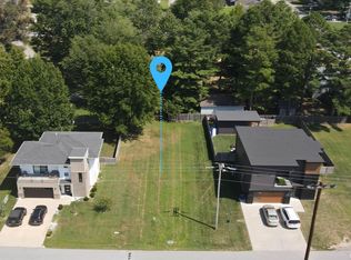 Otis St, Marion, IL 62959