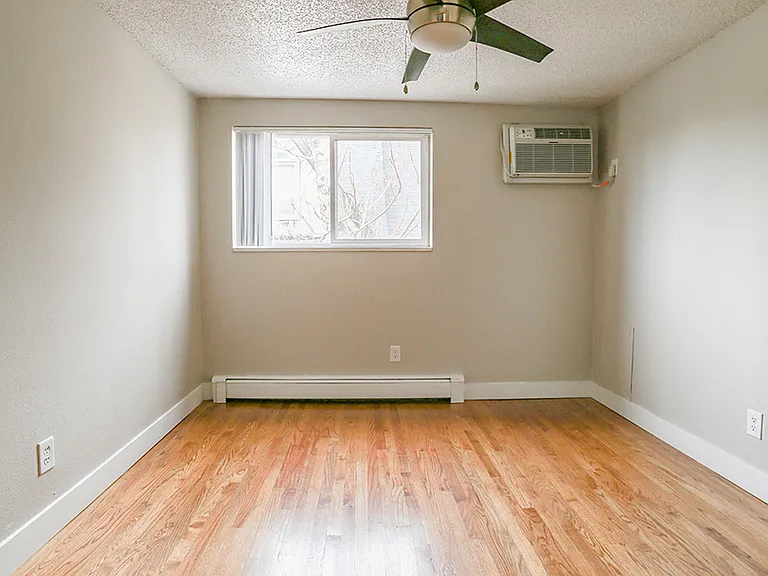 Lofts @ 1418 — Photo 35