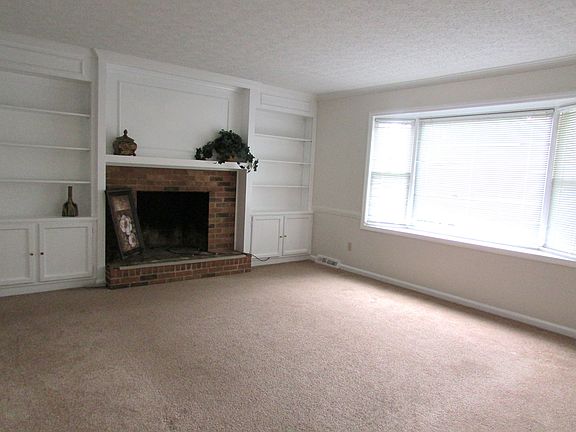 5th image of 3018 Courtland Dr