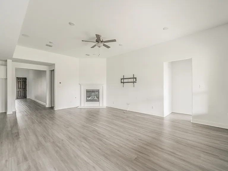 727 Mahogany Ln — Photo 31
