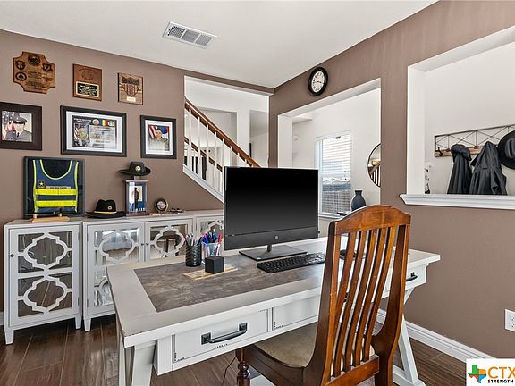 4th image of 4703 Lookout Mountain Ln