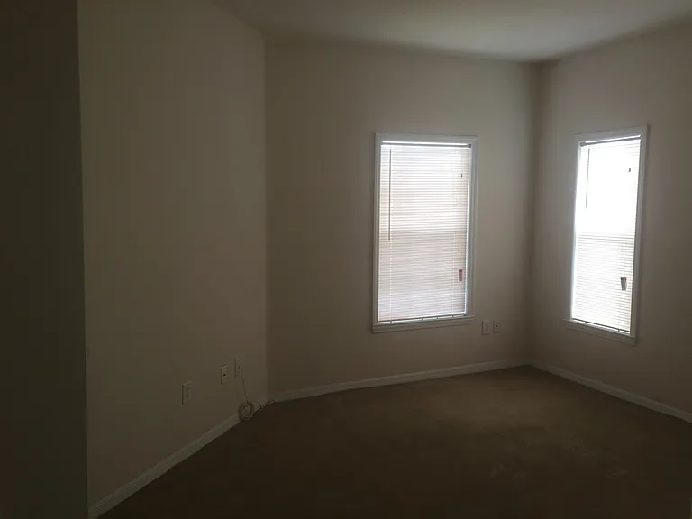 3561 Conroy Rd — Photo 5