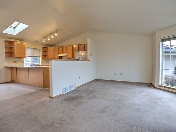 5th image of 19016 E Michielli Ln