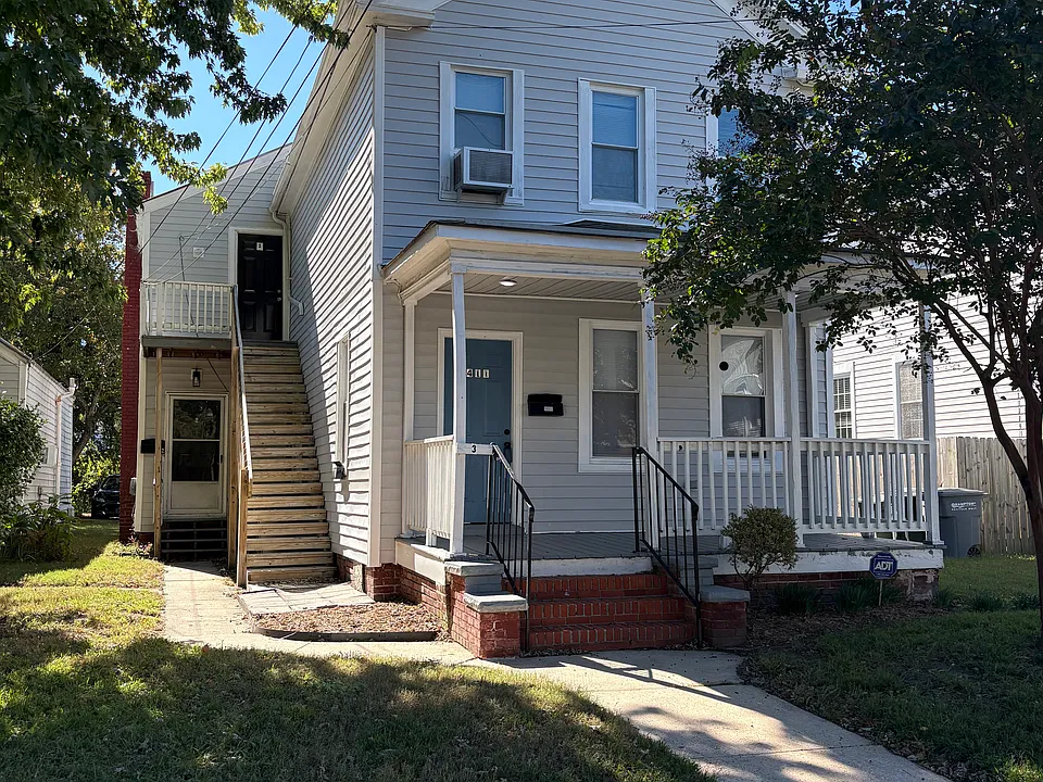411 Lee St #3