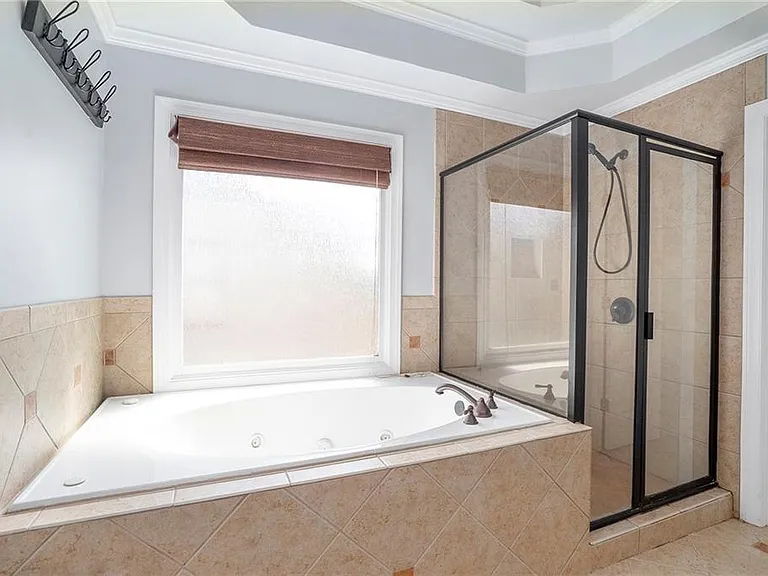 320 Baymist Dr — Photo 23